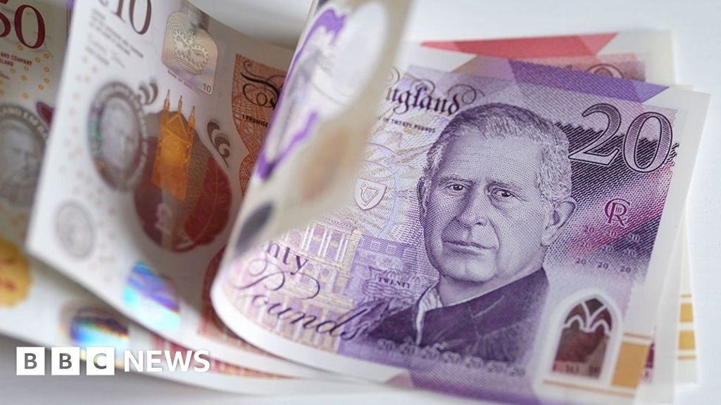 c7ca7af0 b31b 11f0 b2a1 6f537f66f9aa Week-long event in Hull offers advice on money problems