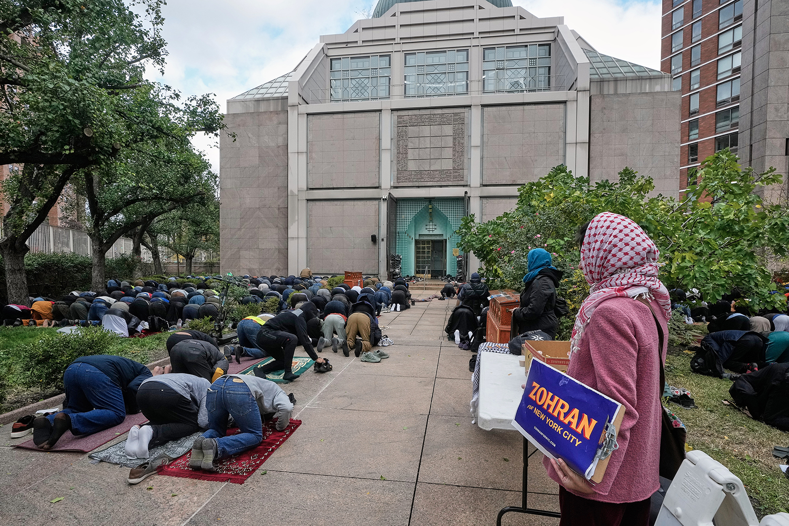 webRNS Mamdani Muslims1 In US and Germany, Muslims meet the moment