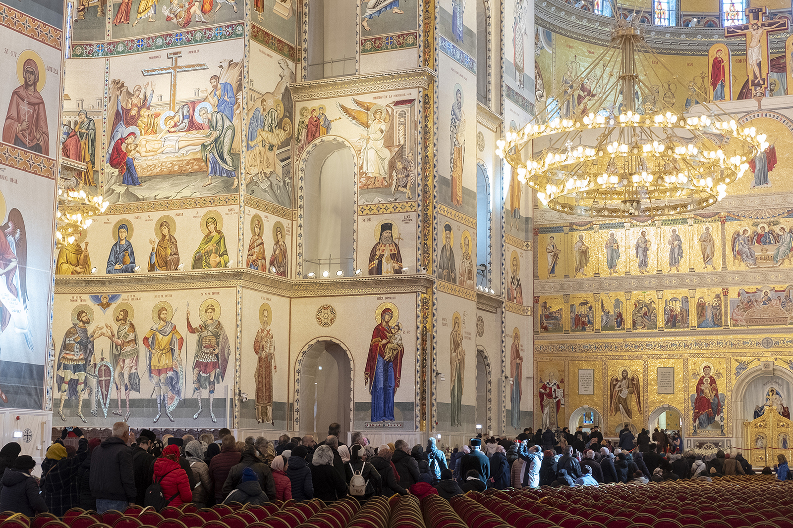 webRNS Photos Week08 111125 Photos of the Week: World’s largest Orthodox church, Dev Deepawali