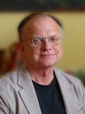 The Buddhist technologists working to shape the future of AI webRNS Thomas Doctor The Buddhist technologists working to shape the future of AI