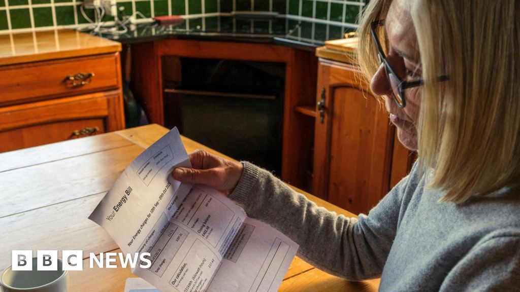 19604d70 cecb 11f0 8741 59a8e037abac Applications open for help from Staffordshire warm homes scheme