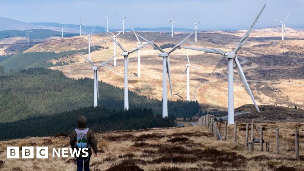 4f19c5f0 d0e6 11f0 b0cc cf4d0e5d41e2 Energy investment of £28bn approved by regulator Ofgem