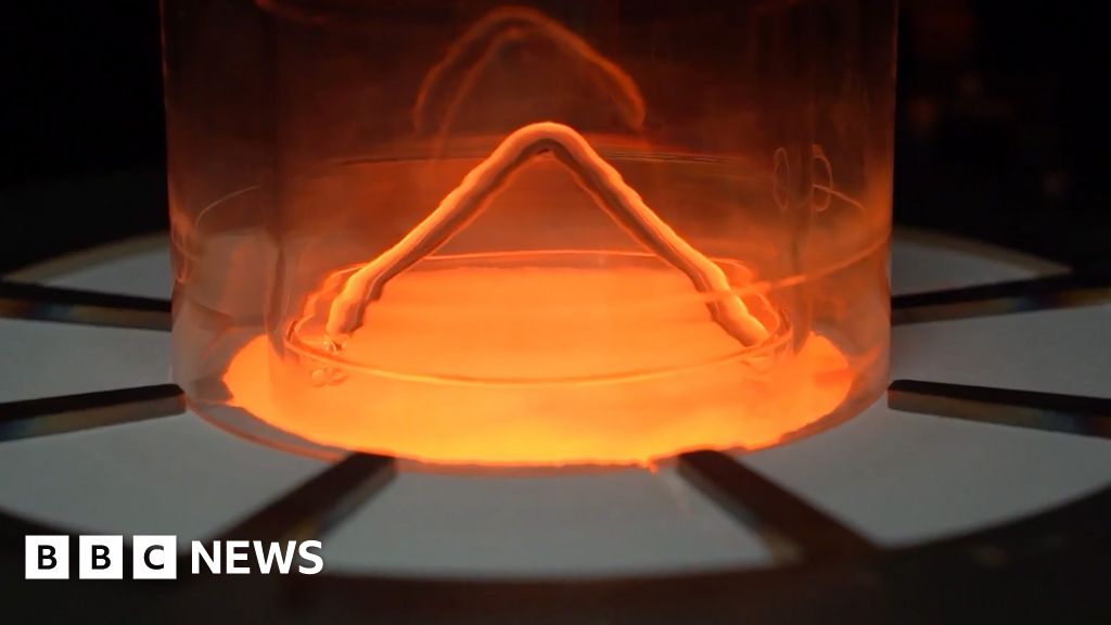 9e2d0b10 be18 11f0 ae46 bd64331f0fd4 'It's amazing' – the wonder material very few can make