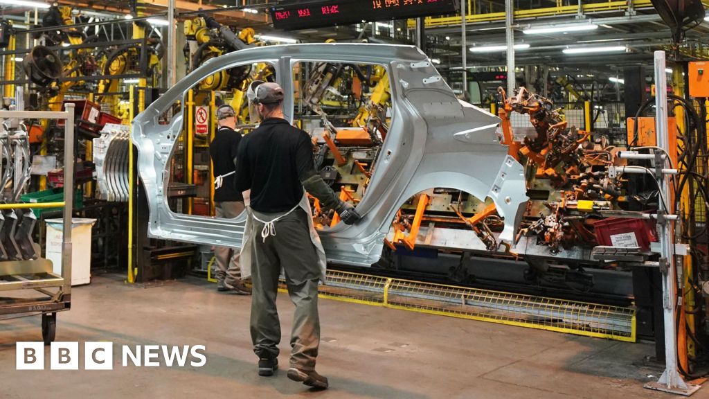 a5be5d40 200f 11f0 b6ac d111784cf8d0 Nissan Leaf production starts in Sunderland