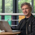 Harvard professor leaves US after arrest with pellet gun near synagogue, said he was hunting rats