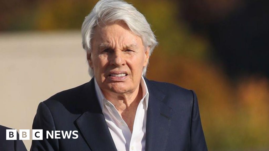 f78b1a90 d6c7 11f0 a192 19d7b6119976 Ex-Abercrombie & Fitch CEO fit to stand trial, prison officials say