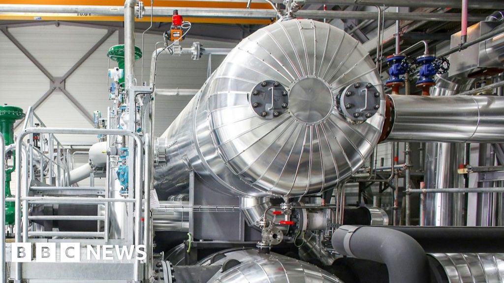 f790c580 c524 11f0 b288 51552c83ad58 The giant heat pumps designed to warm whole districts