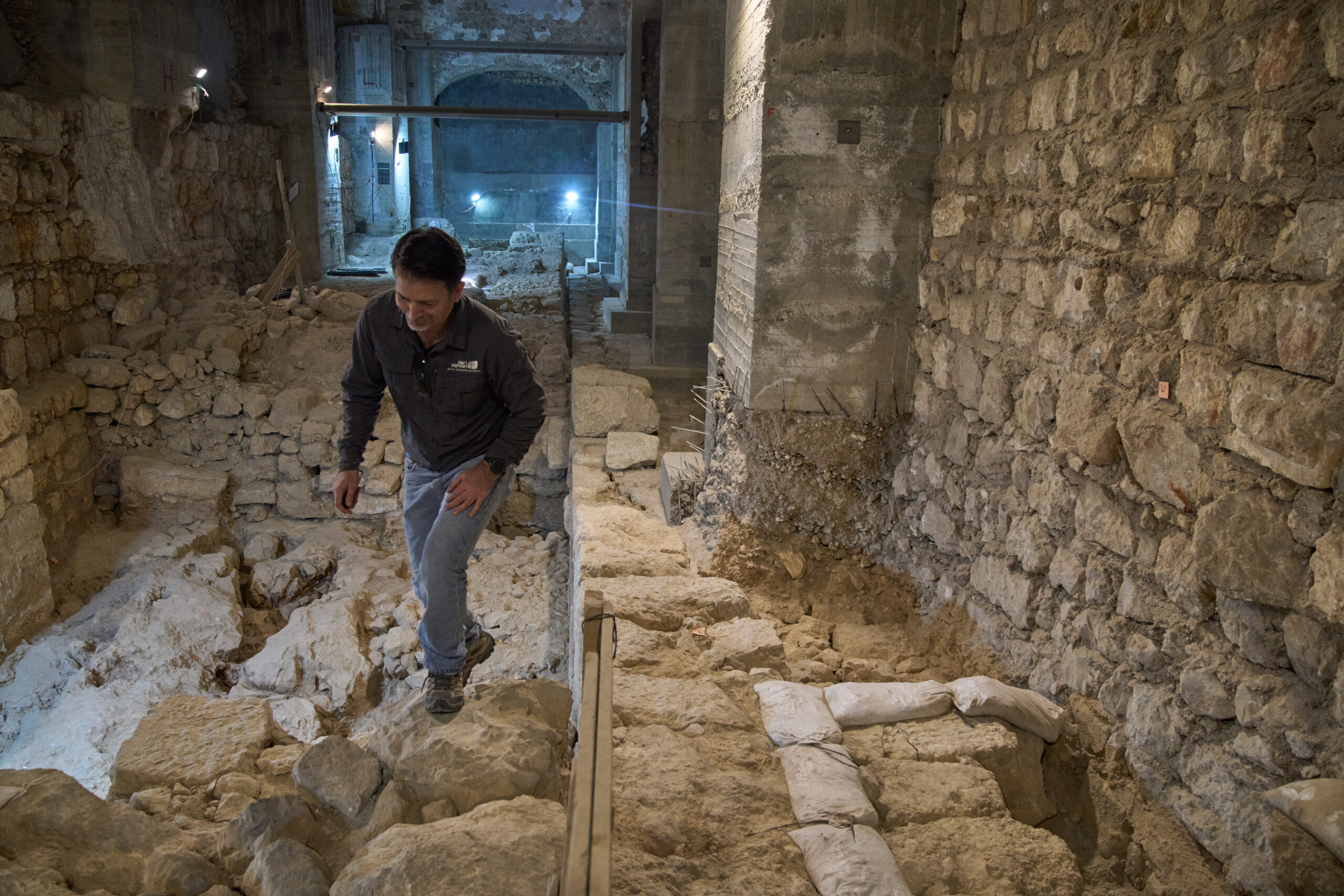 main 19 scaled Archaeologists uncover intact section of ancient Jerusalem wall from Hanukkah era