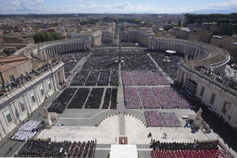 webRNS Francis Funeral02 042625 As a year of two popes ends, Catholics and the world watch as Leo takes charge