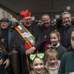 After Trump called Somalis ‘garbage,’ Minnesota faith groups answer with tea and coffee