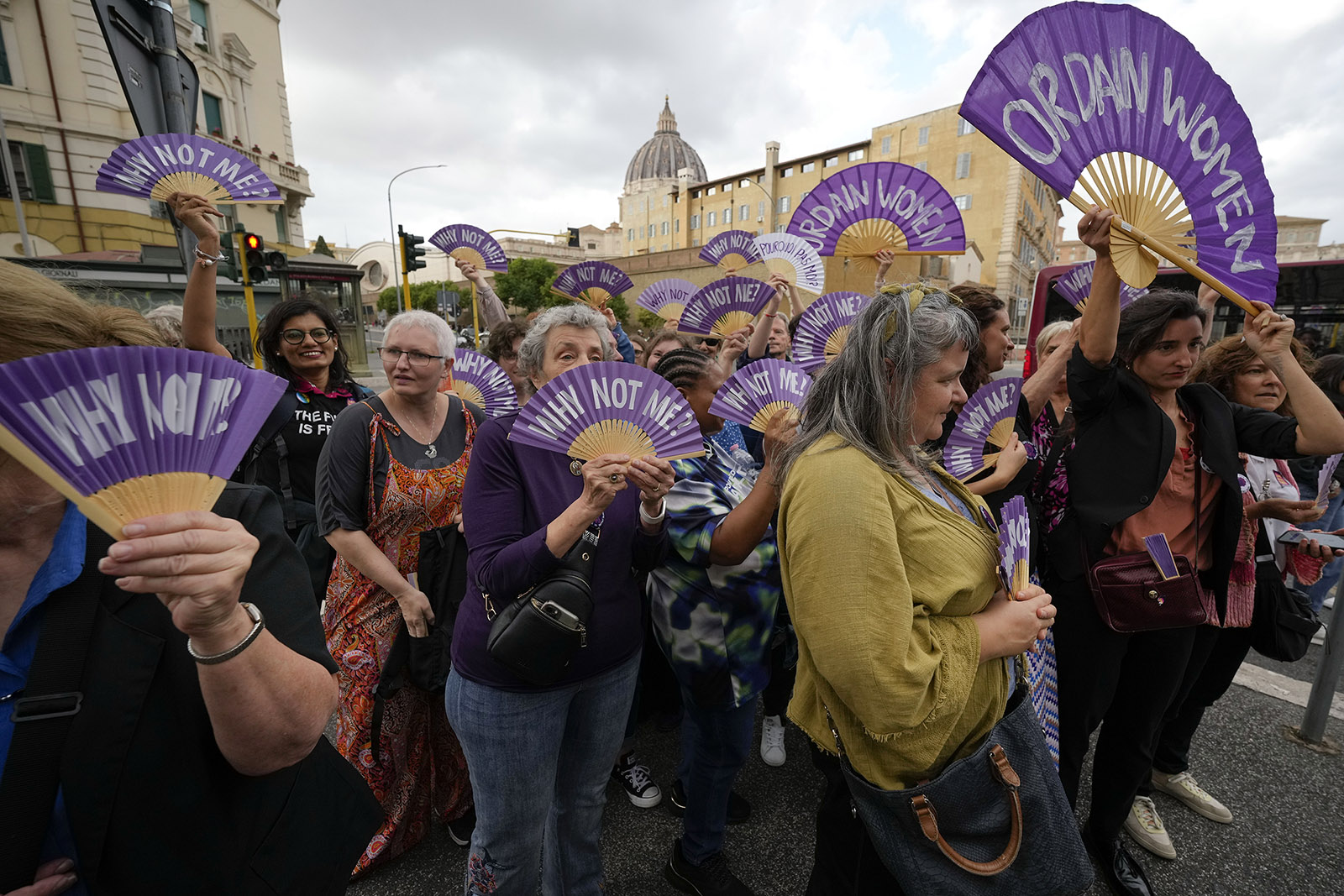 webRNS Synod Women1 Vatican document on women deacons opens door to more confusion