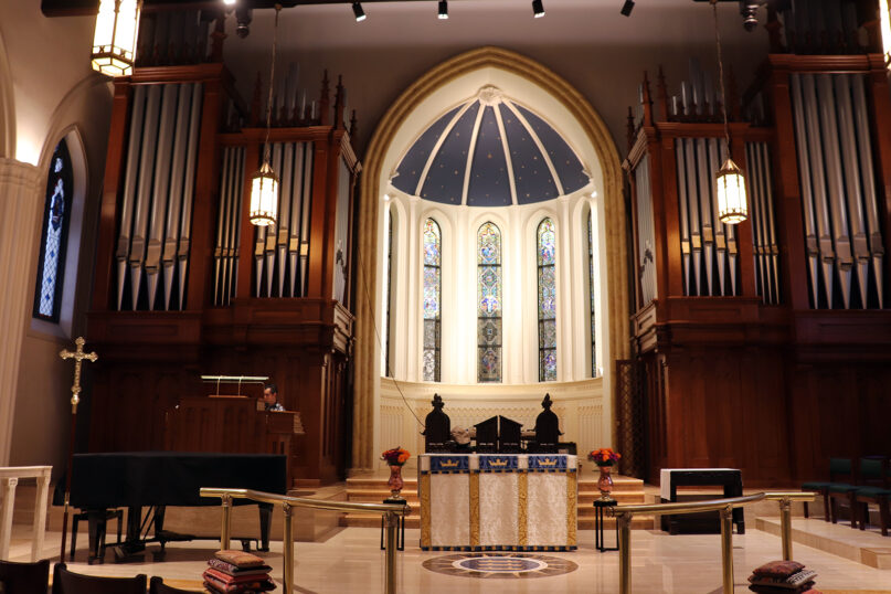 webRNS Epiphany Organ01 010626 New pipe organ signals rebirth for Episcopal parish after fire, flood and ‘plague’