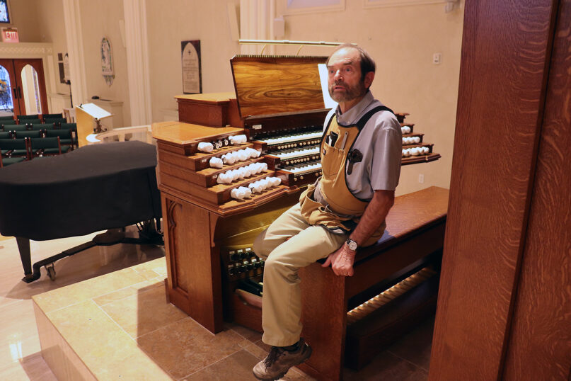 webRNS Epiphany Organ03 010626 New pipe organ signals rebirth for Episcopal parish after fire, flood and ‘plague’
