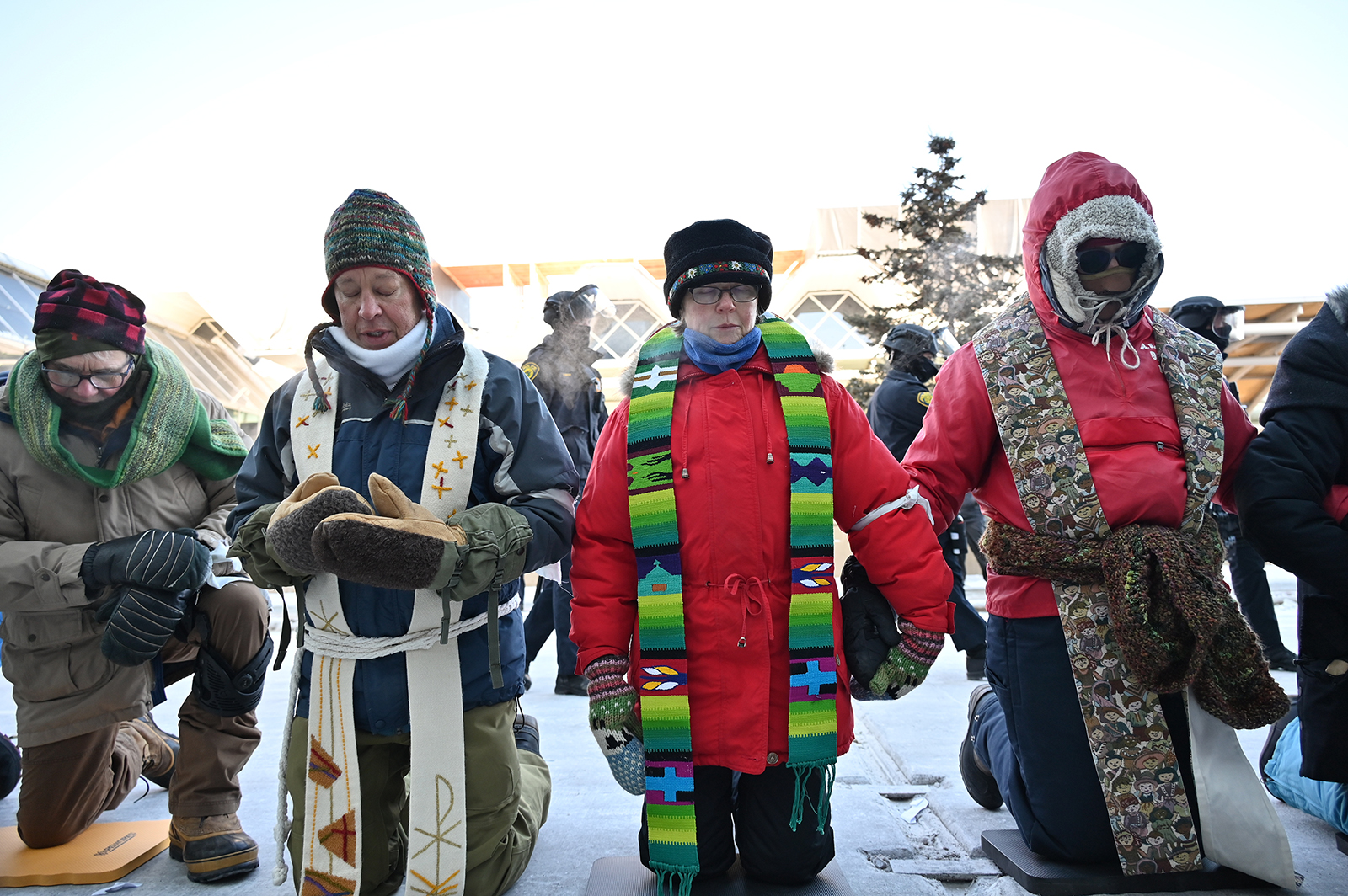 webRNS Faith Minnesota09 012326 Photos of the Week: Clergy mobilize against ICE, Hindu Magh Mela festival
