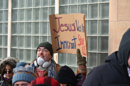 On the Sunday after Renee Good’s killing, Minnesotans grieve through worship and song webRNS Minneapolis Churches6 On the Sunday after Renee Good’s killing, Minnesotans grieve through worship and song