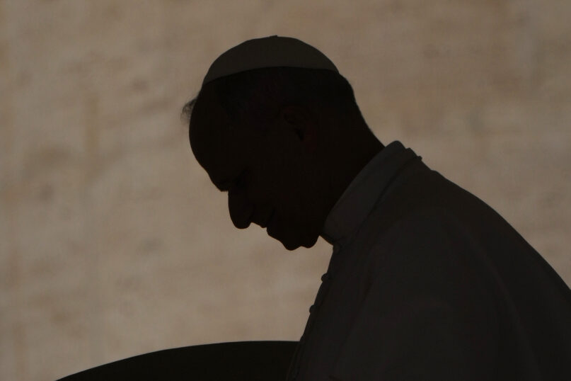 webRNS Pope Immigration1 Vatican faces ‘complicated’ balancing act in responding to US arrest of Maduro