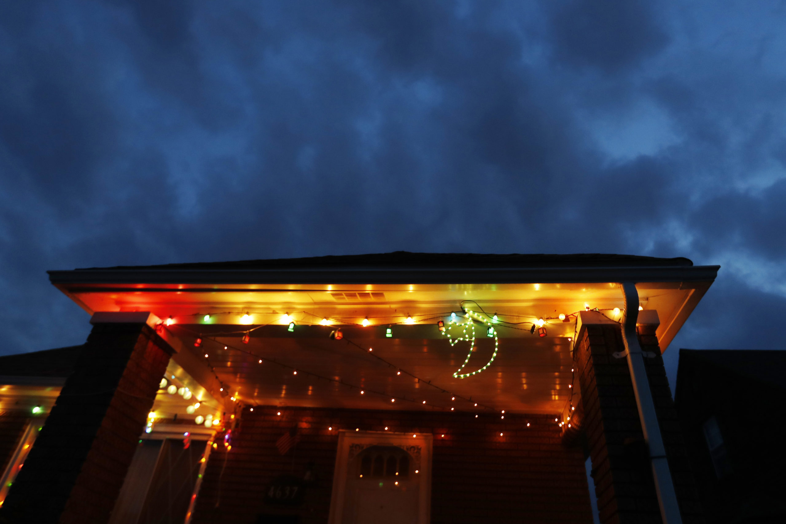 ramadan lights scaled Lawns light up for Ramadan as Muslim families give holy month the Christmas treatment