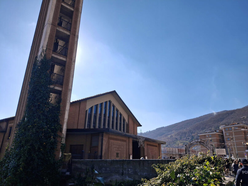 webRNS CATHOLIC FEMMINELLI3 Catholic rituals blend with Neapolitan folklore in pilgrimage for queer community