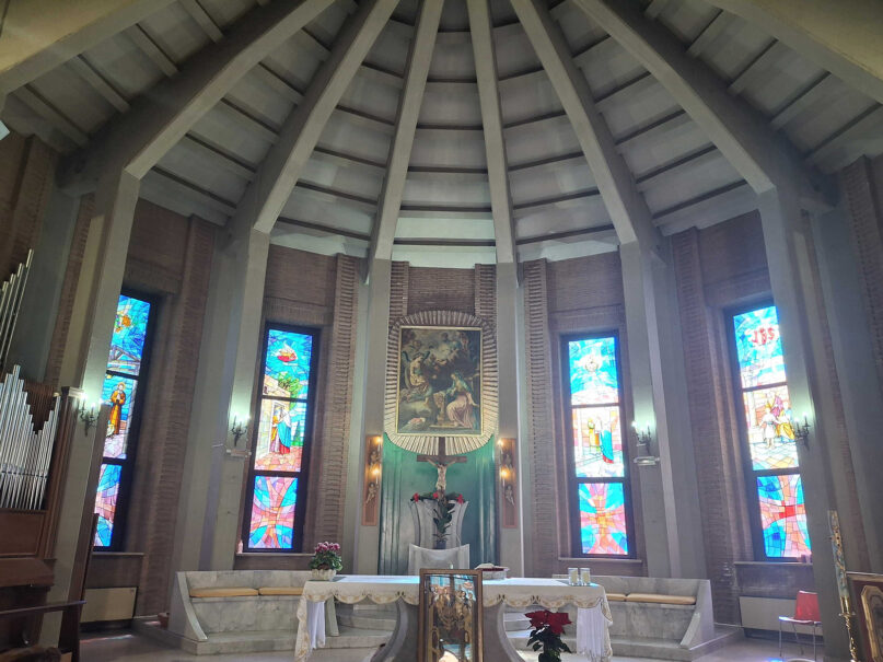 webRNS CATHOLIC FEMMINELLI4 Catholic rituals blend with Neapolitan folklore in pilgrimage for queer community