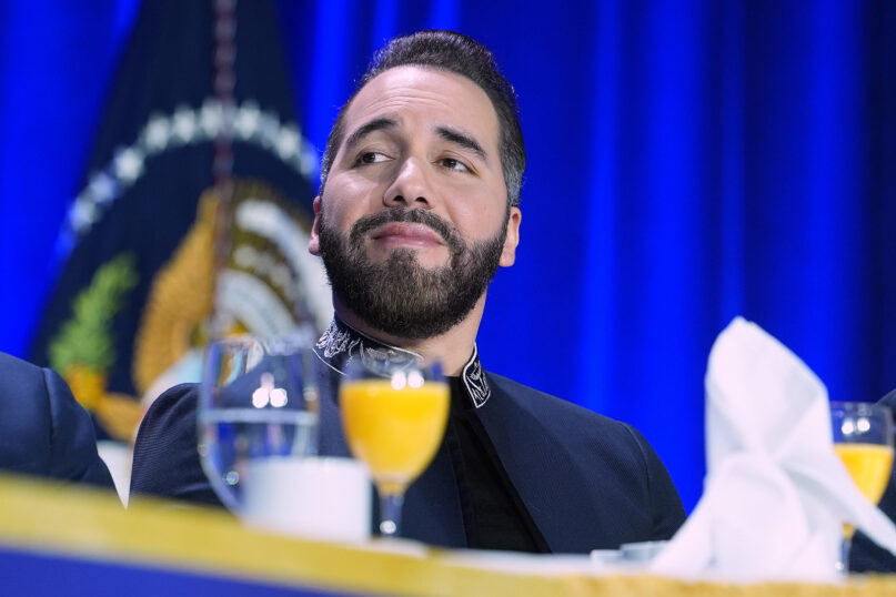 webRNS Prayer Breakfast2 At dueling National Prayer Breakfasts, a religious debate over Trump's immigration policy