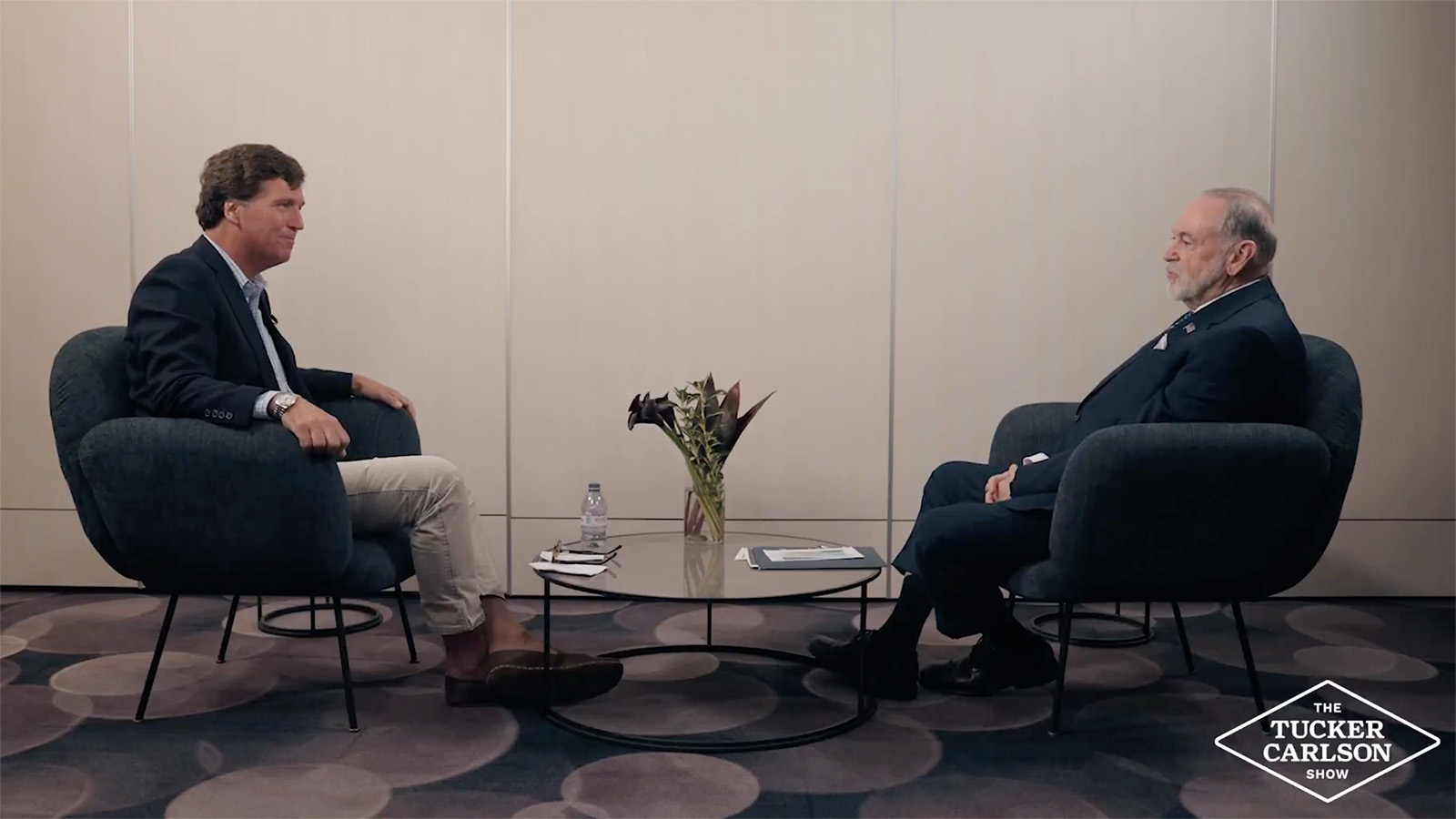 webRNS Tucker Carlson2 Prayer app Hallow faces backlash over Lenten partnership with Tucker Carlson