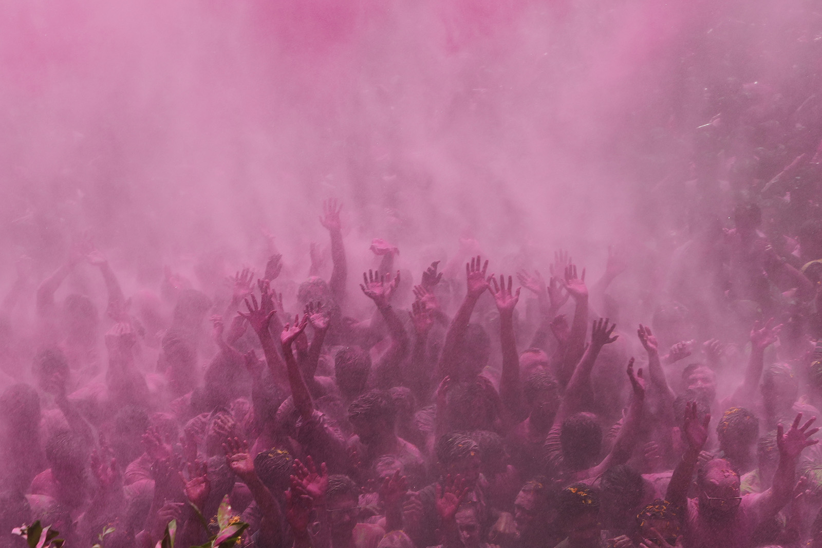 webRNS Photos Week02 031026 Photos of the Week: Holi, Tibet anniversary