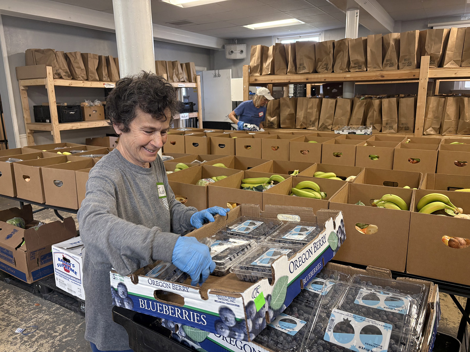 webRNS Refugee Shabbat1 With most new refugees barred, synagogues turn to serving those already here